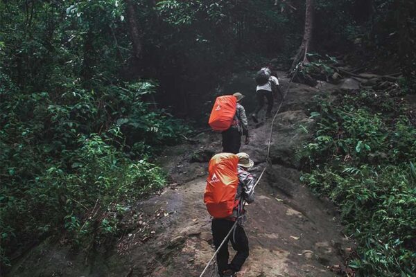 Rekomendasi Jalur Pendakian